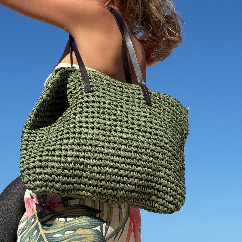 LARGE WOVEN BEACH BAG NWT GREEN COLOR - Picture 8 of 11